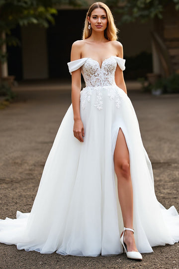 White A Line Tulle Boho Sweep Train Wedding Dress with Lace Appliques